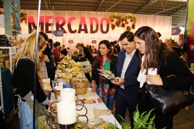 Se inauguró la 10° edición de la Feria Masticar: más de 70 productores de la Provincia presentes