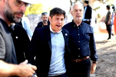 Para paliar el efecto Milei, Kicillof envió un proyecto al Senado bonaerense para crear la Ley de Góndolas
