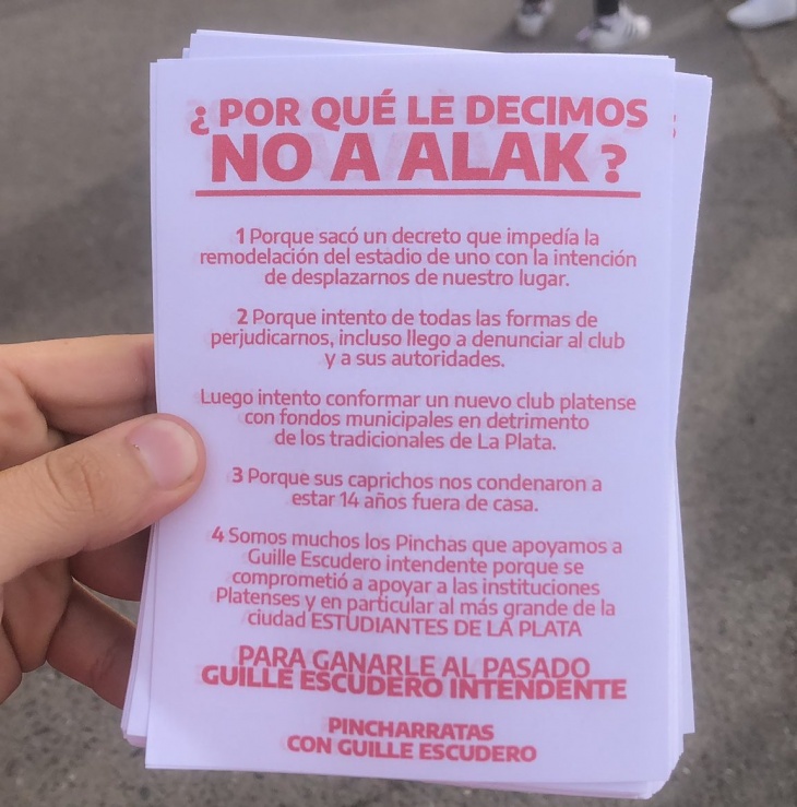 Los hinchas de Estudiantes evitan que Alak catapulte su retorno a la  intendencia de La Plata - Cronos Noticias