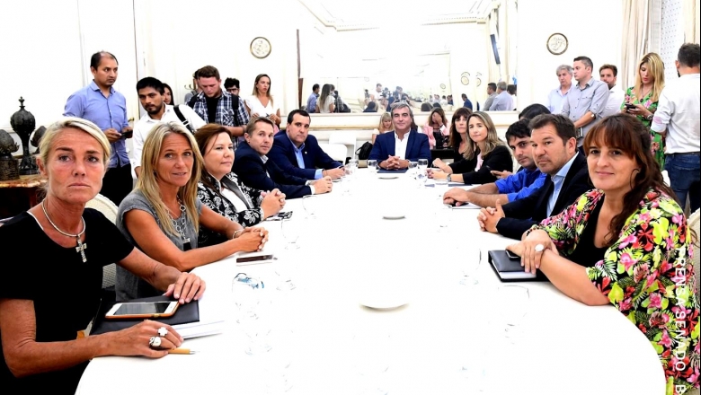 Se conformó la Bicameral de Seguimiento para la Emergencia que le aprobaron a Kicillof