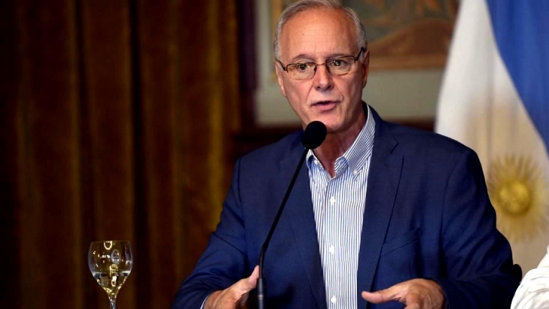 Gollan insistió con un “cierre más estricto” si siguen subiendo los contagios de Covid-19