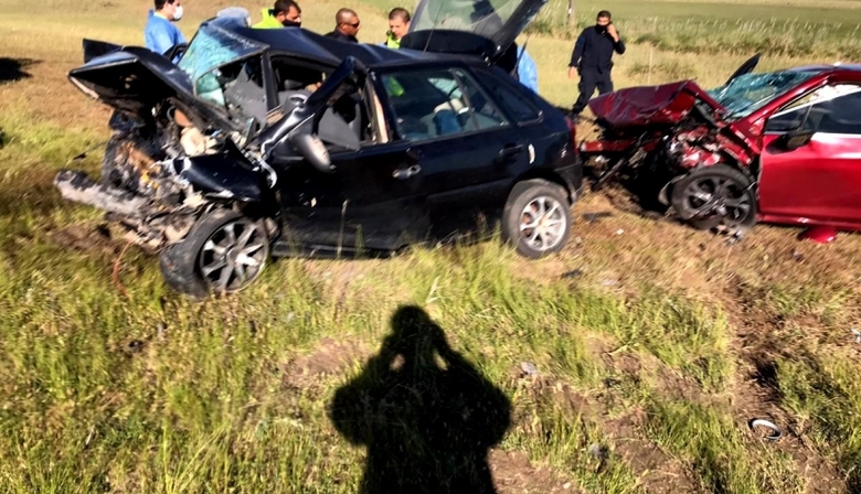 Accidente fatal en Ruta 11: dos autos chocaron de frente y perdieron la ...