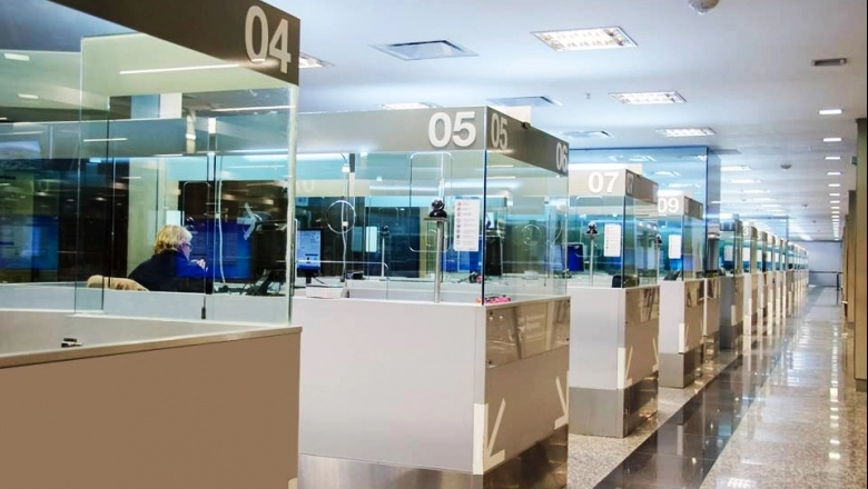 Parientes extranjeros de argentinos podrán reingresar al país