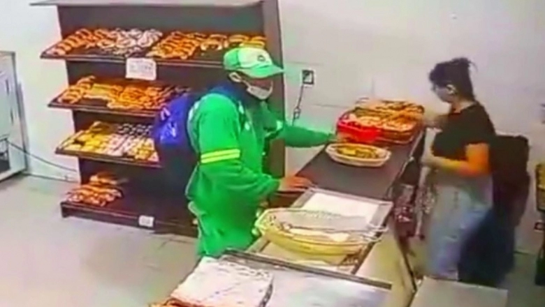 Se hizo pasar por cliente para golpear a la empleada y asaltar una panadería