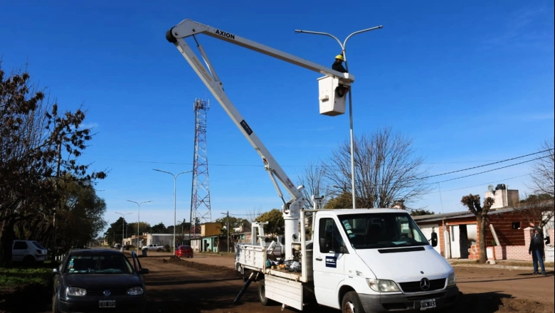 La Municipalidad retiró una antena en desuso de una Escuela de 25 de Mayo