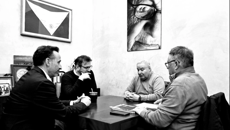A los gritos e insultos,  Alessandro tensionó una reunión de Fuerza Patria en la Segunda Sección