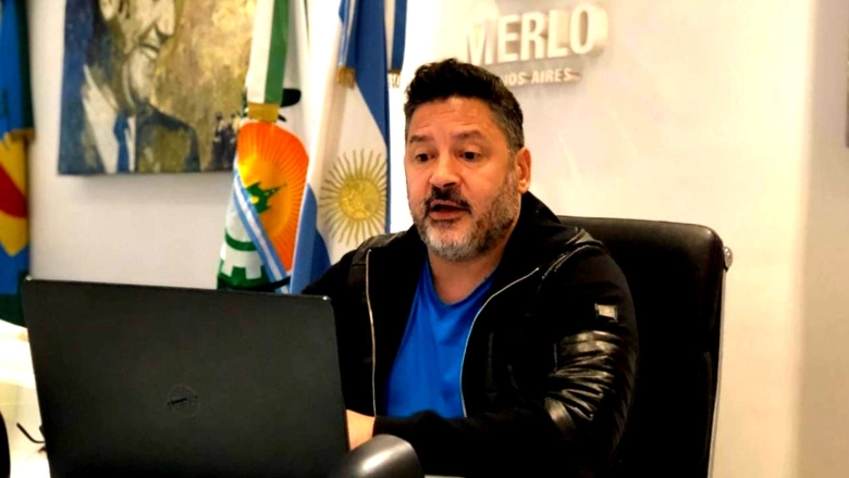 En Merlo denuncian que el intendente Menéndez usa las ambulancias municipales con fines partidarios