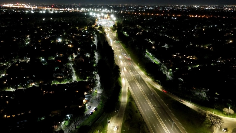 El Municipio de San Isidro renovará con tecnología LED las luminarias de Panamericana y sus colectoras
