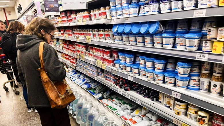 La inflación de octubre subió al 2,3%, alcanzó el 24,8% anual y el 31,3% interanual