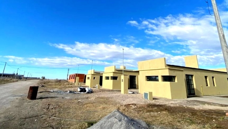 Libertarios buscan acorralar a Kicillof por la disolución del PROFIDE