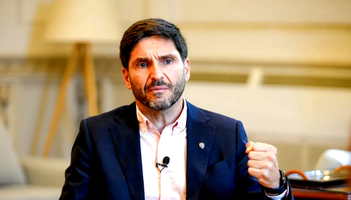 Santa Fe: Pullaro sacó chapa de su política salarial, pero los estatales salieron furiosos a contradecirlo