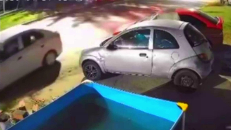 ¿Ajuste de cuentas en Luján? Balearon el frente de una casa y agujerearon la pelopincho en la vereda