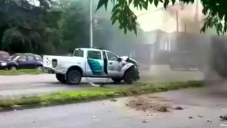 Escapó de un control vehicular, lo persiguieron y se mató en un choque frontal contra una patrulla