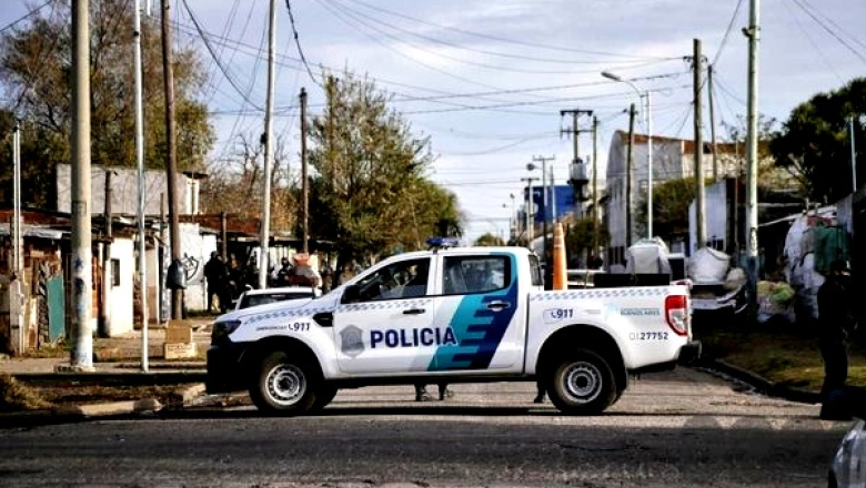 Allanamiento, persecución y balacera acabó con un sospechoso muerto en Merlo