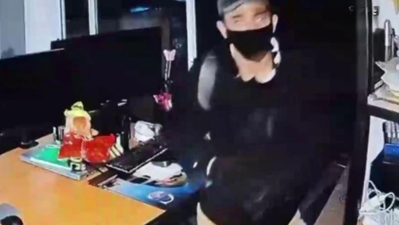 Robaron más de 30 millones de una importadora en Ituzaingó y cayeron por un teléfono celular