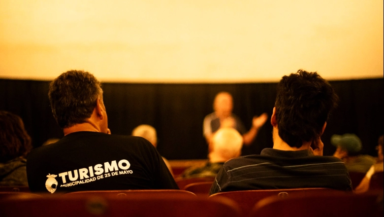 25 de Mayo recibió un contingente de personas con un tour por los atractivos históricos y el Carnaval