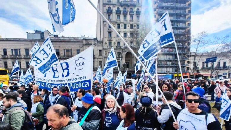 Se complica el comienzo de clases: los gremios docentes y el primer paro en la era Kicllof