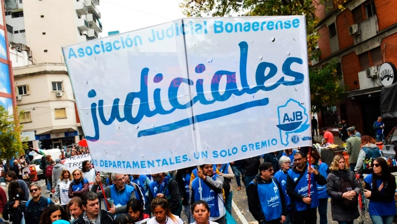 Judiciales rechazan un aumento del 3% y evalúan un paro en la Provincia