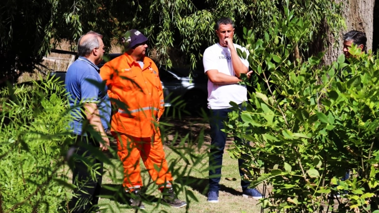 Walker entregó herramientas para fortalecer el vivero de Vialidad en Pila