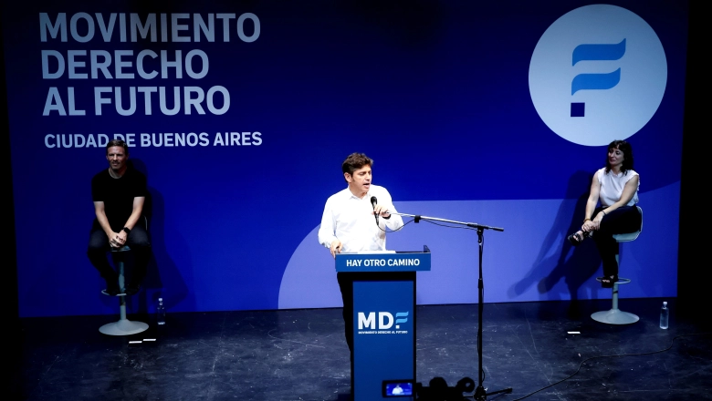 Con proyecciones al 2027, Kicillof movilizó al MDF en CABA y le tiró un palito a Macri en su propia tierra