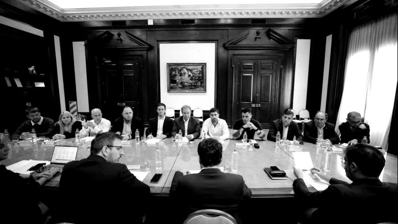 Municipios bonaerenses al límite: cómo la crisis vacía las cajas comunales