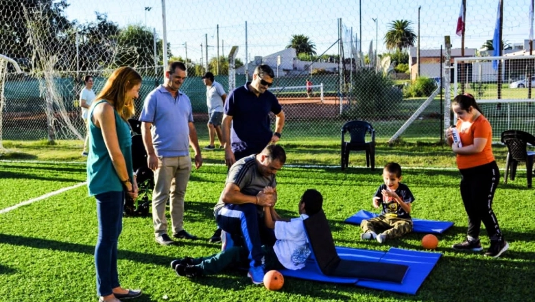 Egüen inauguró la nueva Escuela Municipal de Deportes Adaptados en Norberto de la Riestra
