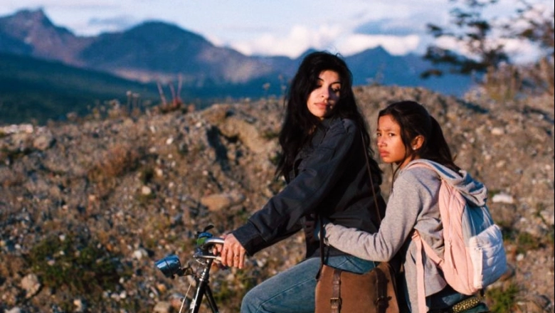 Junto a Diego Peretti, Cazzu debuta como actriz en “Risa y la cabina del viento”