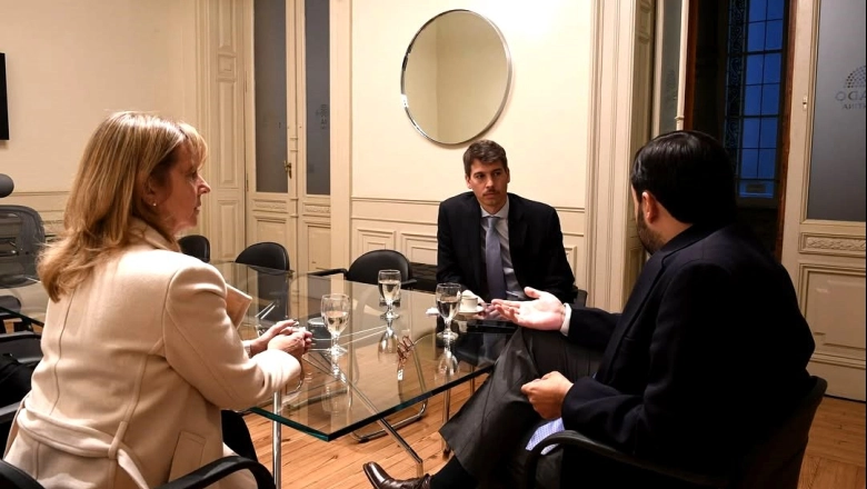 Quiso evitar una multa y terminó castigado por la Justicia: el escándalo de un concejal libertario