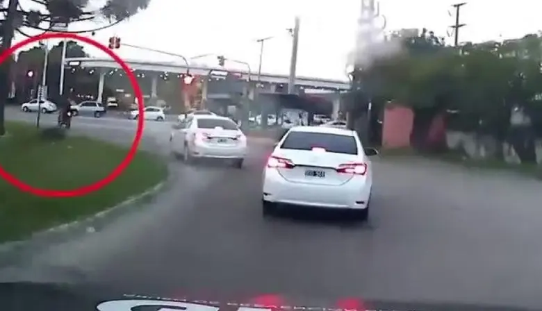 Operativo del COT para detener a un hombre que circulaba en moto y portaba un arma de fuego