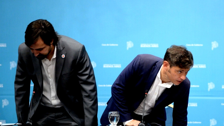 Ministro de Kicillof se quejó de Milei y del sistema de salud explotado, pero omite la crisis de IOMA