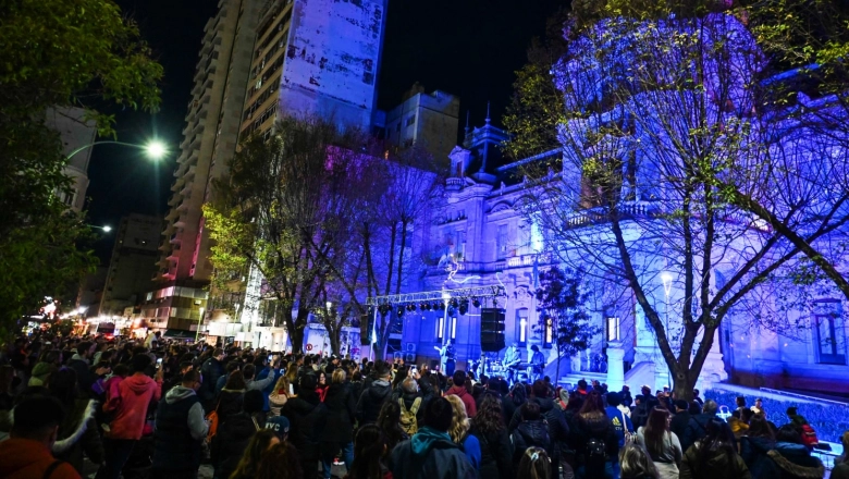 “Plaza Viva” y "La Noche del Centro": Bahía se prepara para festejar el 198° aniversario de la ciudad