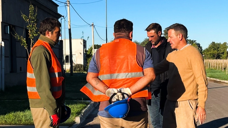 Sciaini y Reinero dieron inicio a la obra de gas natural para el barrio La Copa en Roque Pérez