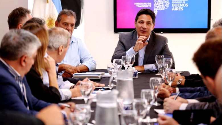 Crisis del transporte: el Gobierno bonaerense confirmó refuerzo de fondos aunque le dejó un pedido a Milei
