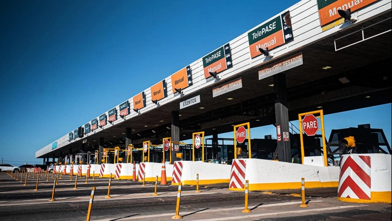 Milei y otra jugada que fastidia a Kicillof: dejó afuera a AUBASA del cobro de rutas nacionales