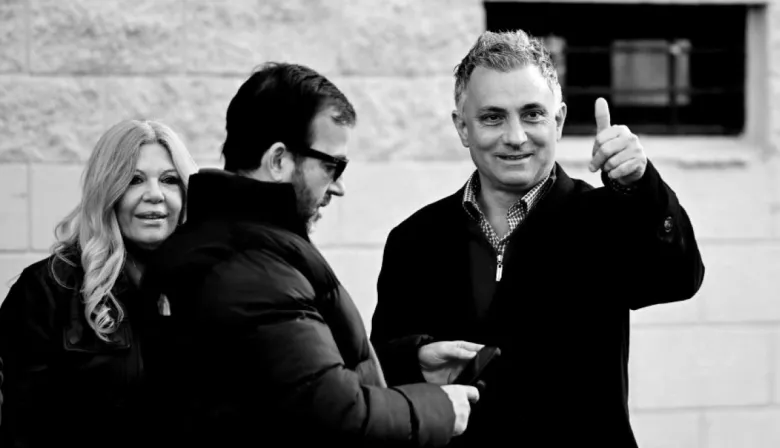 Interna libertaria al rojo vivo: Pareja apacigua un cruce en redes y fija el horizonte en la disputa con Kicillof