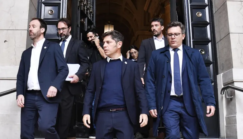 Kicillof en la Corte Suprema: participó de la audiencia por una deuda de $2,3 billones del Gobierno de Milei