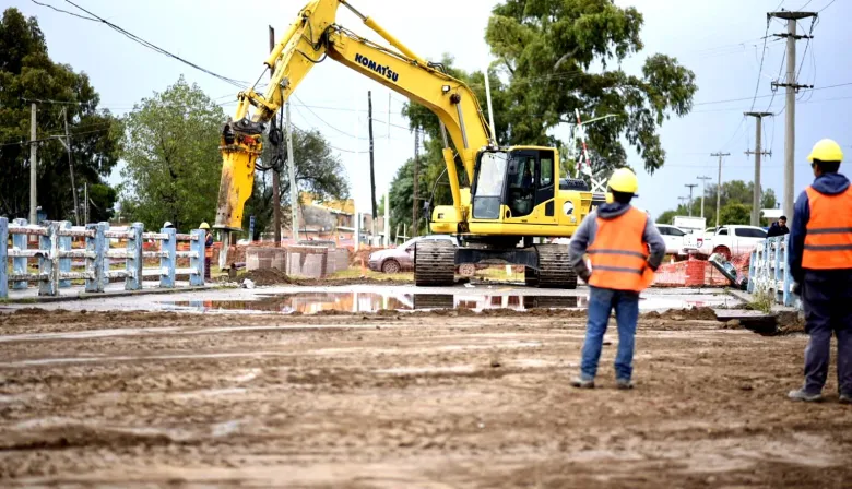 El Gobierno bonaerense avanza con la reconstrucción del canal Maldonado en Bahía Blanca