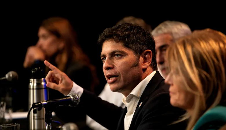 Desde Avellaneda, Kicillof lanzó una fuerte apuesta educativa e inauguró un centro de salud