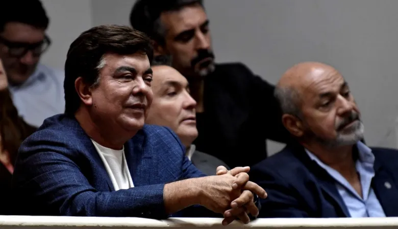 Intendentes bonaerenses insisten por la lucha de fondos municipales y crece la alarma por salarios en los distritos