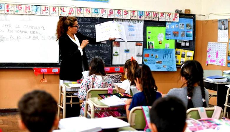 El Gobierno de Kicillof habilitó una nueva suba a las cuotas de los colegios privados: cuándo se aplicará
