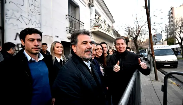 Con un fuerte respaldo, Ritondo juega fuerte y empuja a Santilli para la Gobernación 2027