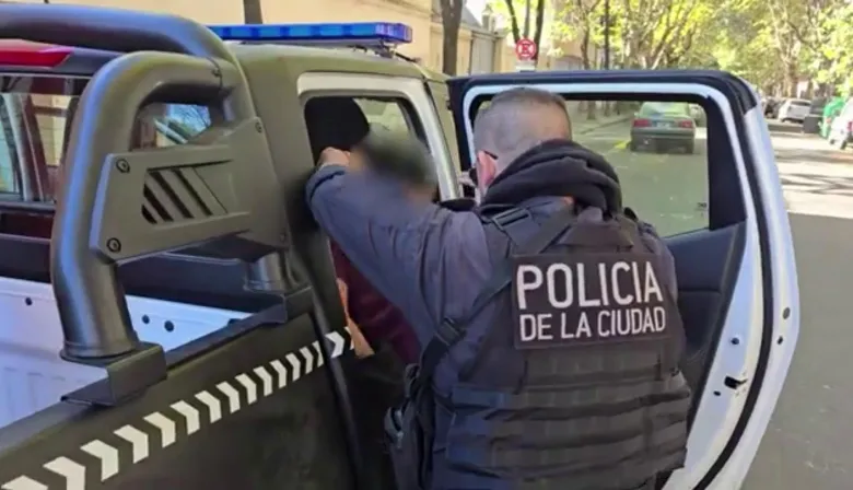 Prófugo de la Justicia fue detenido por robar autos en Villa Crespo