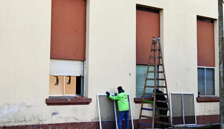 25 de Mayo avanza con obras de impermeabilización, reparación y pintura integral en el Hospital Unzué