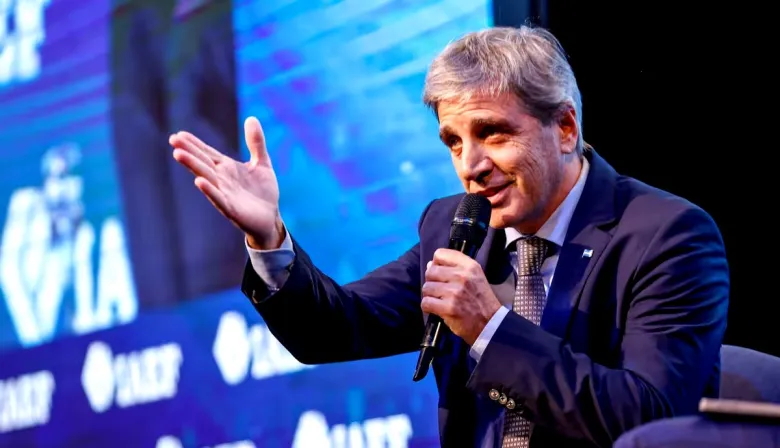 Caputo sepultó las aspiraciones presidenciales de Kicillof y lanzó una frase que sacudió a la política