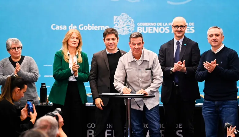 Sciaini firmó un convenio con el Gobierno bonaerense y unió a Roque Pérez a un programa de UNICEF