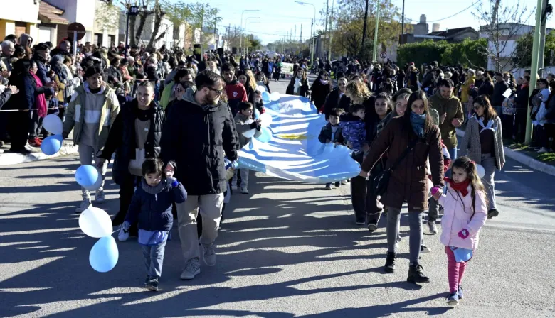 Bahía Blanca: Cerri celebró sus 150 años con anuncios y novedades para los vecinos