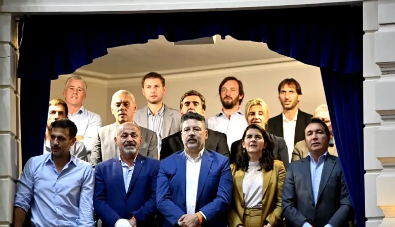 Un inesperado evento en CABA unió a intendentes bonaerenses de todos los colores políticos