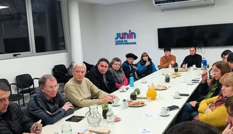 Junín reforzó el programa Vecino Seguro con una nueva jornada abierta en el Centro de Monitoreo