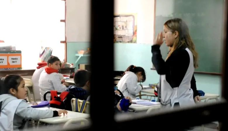 Tras el receso invernal, docentes bonaerenses redoblaron la presión y convocaron a un paro de 48 horas