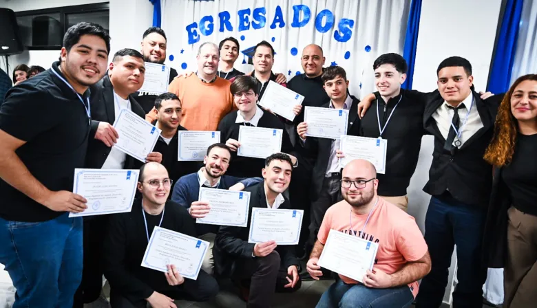 Mantegazza encabezó el acto de egresados del Programa FINES de San Vicente